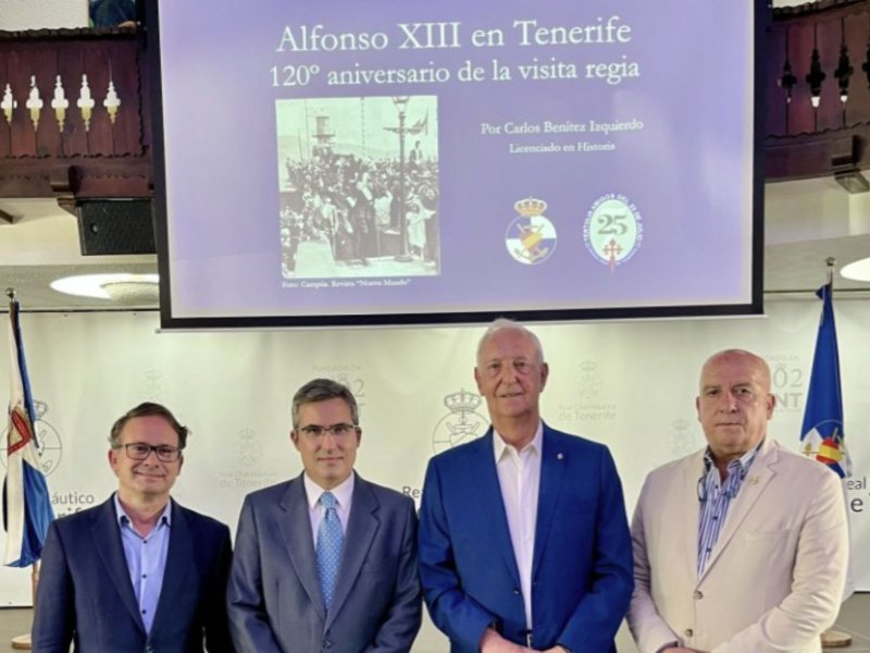 Delegación de la RLNE en Tenerife ha asistido a una conferencia sobre “Alfonso XIII en Tenerife»